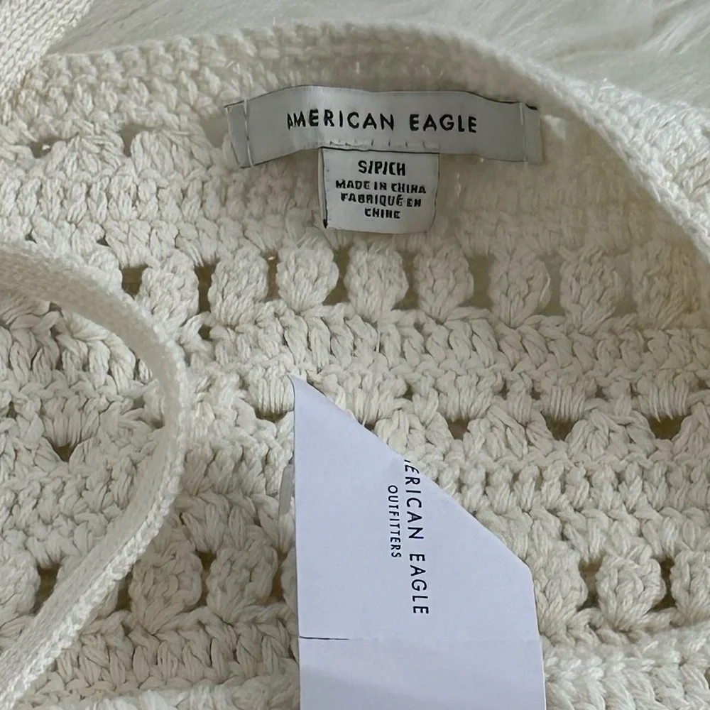 NWT American Eagle Women’s Cream Crochet Crop Top Size Small - Picture 3 of 8